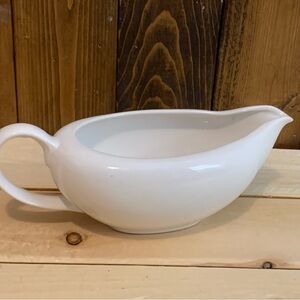 Vintage Elegant White Gravy Boat-Stonewear-Japan